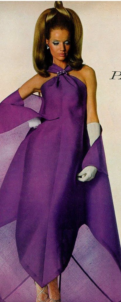 •Veruschka in Givenchy,brilliant purple gazar ending in pointed hemlines •photo Irving Penn •Vogue 1967 Marissa Berenson, Marisa Berenson, 1960s Dresses, 1960 Fashion, 60's Style, Swinging 60s, David Bailey, Super Models, Fashion 1960s