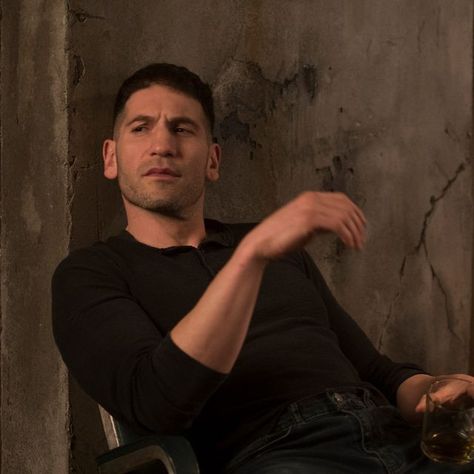 Punisher Jon Bernthal, Jon Bernthal Punisher, Frank Castle Punisher, Defenders Marvel, Frank Castle, Jon Bernthal, Season 1, Castle, Marvel