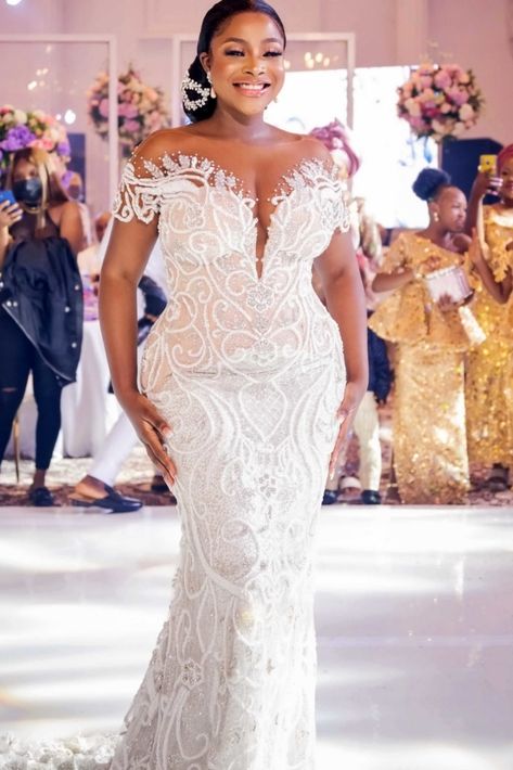 Gold Reception Dress, Rose Gold Reception, Wedding Day Dresses, Extravagant Wedding Dresses, African Bridesmaid Dresses, Custom Wedding Dresses, Plus Wedding Dresses, Long Sleeve Wedding Gowns, Wedding Dress Cake