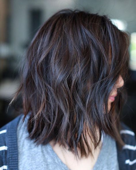 Medium Length Layered Cut With Choppy Layers Lobs With Layers, Shoulder Length Hair Men, Brown Shoulder Length Hair, Messy Lob, Below Shoulder Length Hair, Shoulder Length Hair With Bangs, Better Everyday, Choppy Layers, Medium Layered Haircuts