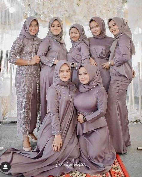 Bridesmaid Dresses Hijab Satin, Dress Hijab Simple, Bridesmaid Dresses Hijab, Dress Simple Elegant, Pose Pengantin, Braidsmaid Dresses, New Hijab, Dresses Hijab, Hijab Dress Party