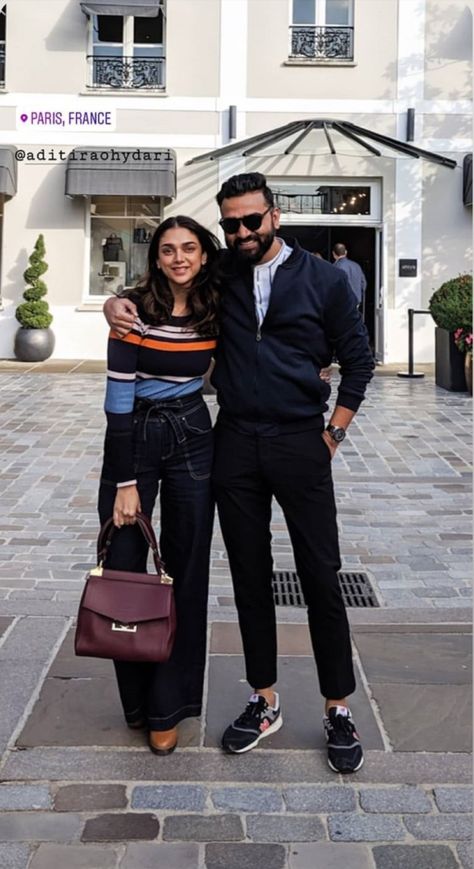 Aditi Rao Hydari and Arnanth Kumar in Paris, 🇫🇷 Aditi Rao Hydari Casual Outfit, Aditi Rao Hydari Outfits, Aditi Rao Hydari Casual, Aditi Rao Hydari Indian Outfits, Summer Casuals, Aditi Rao Hydari, Simpsons Drawings, Aditi Rao, Deepika Padukone Style