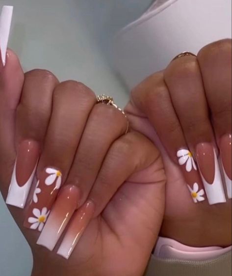 Easter Acrylic Nails, Prom Nails Acrylic Classy, Classy Spring Nails, Prom Nails Acrylic, Spring Break Nails Acrylic, Spring Nails 2022, Nail Designs Acrylic, Nail Inspired, Best Summer Nails