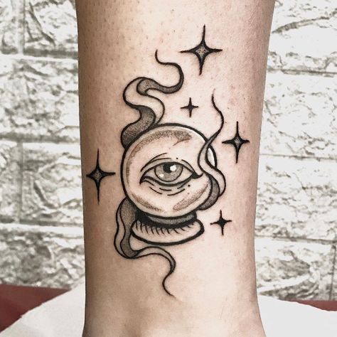 Looking for a little inspiration for your next tattoo? These 50 witch tattoo ideas feature everything from broomsticks and bats to cauldrons and crystals. Crystal Tattoo, Band Tattoos, Witch Tattoo, Tattoos Geometric, Creepy Tattoos, Doodle Tattoo, Spooky Tattoos, Halloween Tattoos, Eye Tattoo