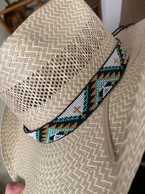 Beaded Hat Band Patterns Loom, Beaded Hat Band Patterns, Beaded Belts Patterns, Native Patterns, Beaded Headbands, Cowboy Hat Bands, Beaded Hat Bands, Weaving Loom Diy, Bead Loom Designs