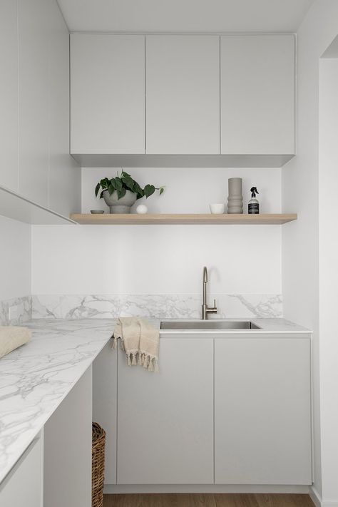 Laundry Marble, L Shape Laundry, Bunnings Laundry, House Colour Schemes, Hamptons Laundry, Grey Laundry Room, Bathroom Colour Schemes, Laundry Room Interior, Coastal Laundry