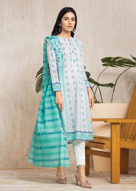 Summer Lawn, Lawn Shirts, Printed Dresses, Fabric Stores Online, Best Wear, Designer Suits, Pakistani Fashion, Fabric Store, Summer Wear