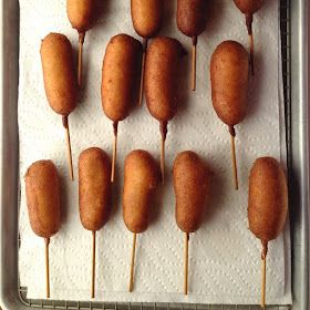 Food Pusher: Pancake Sausage Dogs (on a Stick) Sausage Sticks Recipe, Sausage Sticks, Sausage On A Stick, Pancakes On A Stick, Mother's Day Brunch Menu, Pancake Sausage, Whole 30 Dessert, Food On Sticks, Sausage Dishes