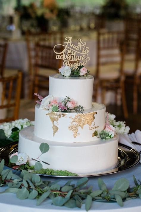 12 Wanderlust-Inspired Wedding Theme Ideas for the Traveling Couple | Brit + Co Travel Wedding Cake, Traveling Couple, Travel Inspired Wedding, Spring Wedding Cake, Travel Cake, Wedding Theme Ideas, Yosemite Wedding, Themed Wedding Cakes, Travel Theme Wedding