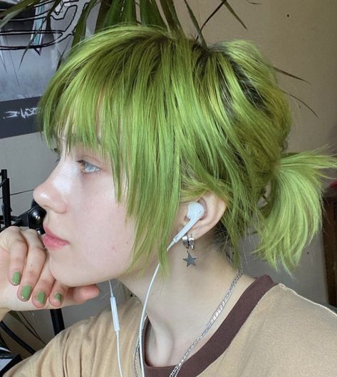 Short Green Hair, E Girl, Dye My Hair, Hair Reference, Cut My Hair, Hair Inspo Color, Dream Hair, Dark Fashion, Aesthetic Hair