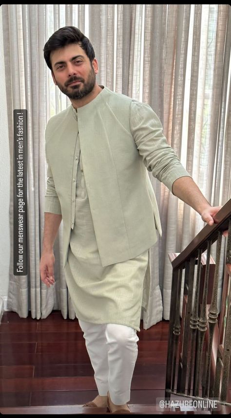 Men Shadi Outfits, Mehendi Dress For Men, Mehndi Clothes For Men, Mehndi Groom Outfit Pakistani, Kurta With Waist Coat For Men, Fawad Khan Kurta Pajama, Shadi Outfit For Men, Pakistani Wedding Outfits Men, Kurta Pajama Koti Men