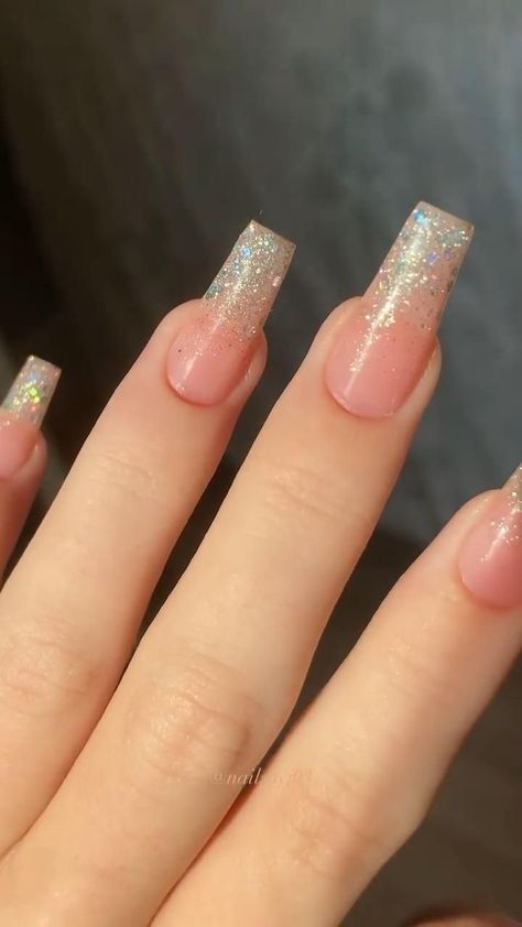 Nails With Glitter, Ombre Nails Glitter, Ombre Acrylic Nails, Blush Nails, Classy Acrylic Nails, Makijaż Smokey Eye, Acrylic Nails Coffin Pink, Acrylic Nails Coffin Short, Short Acrylic Nails Designs