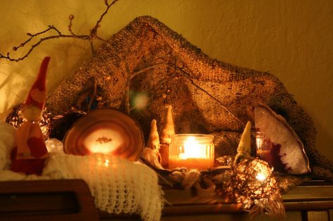 Winter Nature Table: Gnome Cave Winter Nature Table, Waldorf Steiner, Waldorf Kindergarten, Waldorf Crafts, Nature School, Waldorf Education, Winter Table, Seasonal Displays, Nature Table