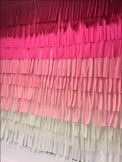 Crepe Paper Wall Decorations, Fest Decoration Ideas College, Crepe Paper Decorations Backdrop, Crepe Paper Photo Backdrop, College Fest Decoration Ideas, Fringe Tablecloth Backdrop, Crepe Streamer Backdrop, Diy Plastic Fringe Backdrop, Stall Ideas For College Fest