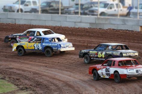 Track Wallpapers, Track Things, Dirt Late Model Racing, Road King Motorcycle, Mussel Cars, Dirt Car Racing, Dirt Track Cars, Late Model Racing, Dirt Late Models