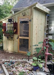 woodworking shed garden picket fence, diy, gardening, outdoor living, repurposing upcycling, woodworking projects Garden Shed Diy, Small Garden Shed, Wooden Shed, Fence Picket, Fence Pickets, Jardim Diy, Garden Frogs, Shed Building Plans, Diy Fence