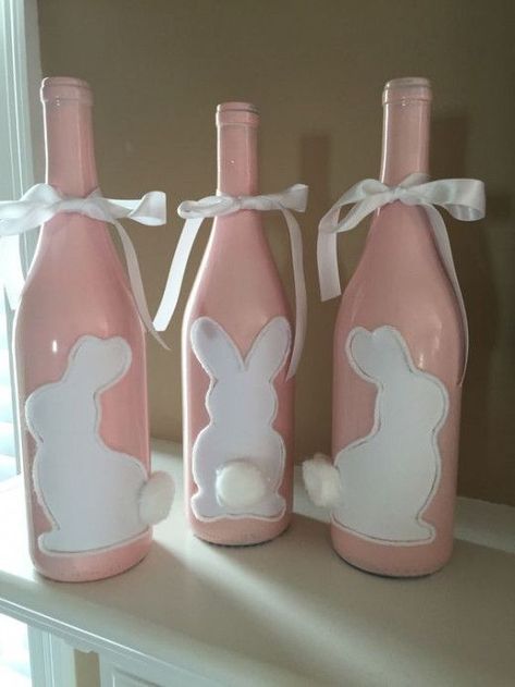 Easter Wine Bottle Crafts Easter Wine Bottles, Diy – Velikonoce, Easter Decoration Ideas, Idee Cricut, Wine Craft, Easter Bunny Crafts, Bunny Birthday, Wine Bottle Diy Crafts, Pink Bottle