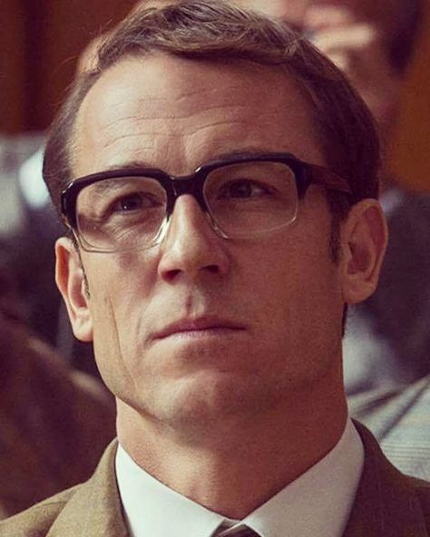 “A reminder that some angels wear glasses. 😍😇 #tobiasmenzies #frankrandall #outlander…” Frank Randall, Jack Randall, Tobias Menzies, Diana Gabaldon Books, Starz Tv Series, Outlander Season 2, Outlander Book Series, Outlander 3, Outlander Casting