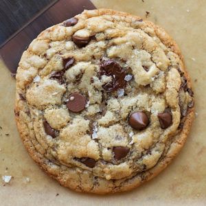 XL Browned Butter Chocolate Chip Cookies - Life Made Simple Browned Butter Chocolate Chip Cookies, Brown Butter Chocolate Chip, Choco Chip Cookies, Brown Butter Chocolate Chip Cookies, Perfect Chocolate Chip Cookies, Oatmeal Chocolate Chip, Oatmeal Chocolate, Browned Butter, Choco Chips