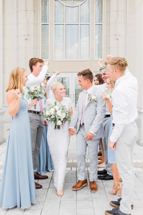 Salt Lake Temple Spring Wedding with Beautiful, Lush Florals || Salt Lake City, Utah - Tasha Rose Bride Groom Dancing, Lds Temple Wedding, Summer Family Pictures, Lds Temples Wedding, Custom Wedding Gown, Bride Planning, Katy Texas, Temple Wedding, Lds Temple