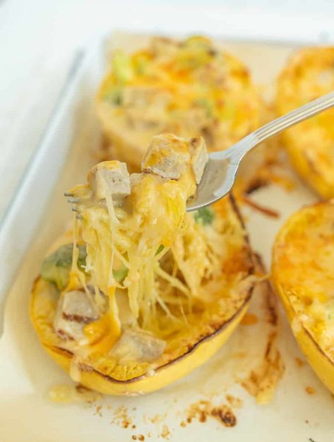 Rich and gooey, this cheesy chicken and broccoli stuffed spaghetti squash is low carb and packed full of flavor and filling nutrients! #spaghettisquash #chicken #cheese #broccoli #healthydinners #easydinners Chicken Cheese Broccoli, Cheesy Chicken And Broccoli, Stuffed Spaghetti Squash, Cheese Broccoli, Shredded Turkey, Healthy Thanksgiving Recipes, Chicken And Broccoli, Chicken Spaghetti Squash, Filling Dinner