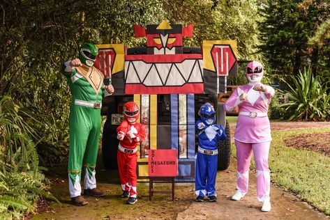 Power Rangers Trunk Or Treat Ideas, Power Ranger Truck Or Treat, Power Rangers Trunk Or Treat, Roblox Trunk Or Treat Ideas, Megazord Power Rangers, Power Rangers Halloween, Power Ranger Birthday Party, Power Ranger Party, Trunk Or Treat Ideas