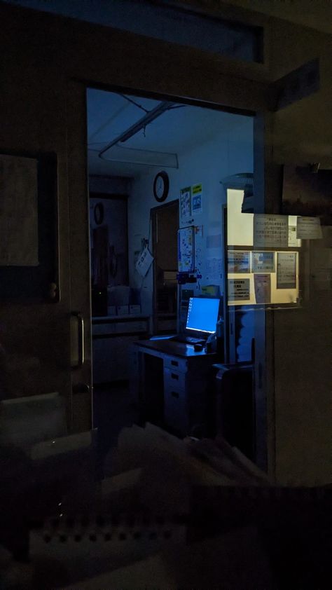 A Japanese hospital at night, from my friend Melody that was in for her knee Hospital At Night Aesthetic, Nyc Nurse Aesthetic, Hospital Night Aesthetic, Dark Hospital Aethstetic, Hospital Aesthetics Dark, Dark Hospital Room Aesthetic, Hospitalcore Dark, Night Shift Aesthetic, Dark Hospital