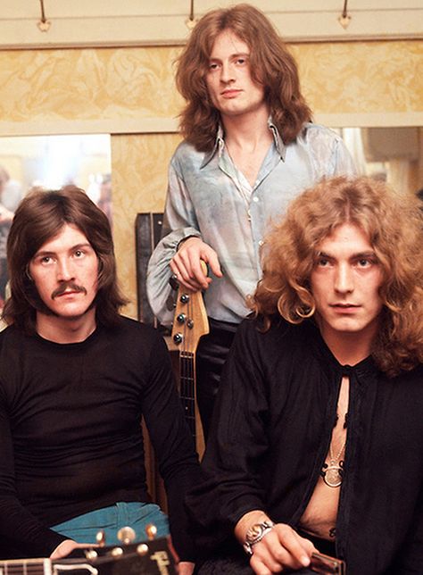 John Bonham, John Paul Jones & Robert Plant Lyceum Theatre, Led Zeppelin Poster, Classic Rock Albums, Robert Plant Led Zeppelin, Theatre London, Dimebag Darrell, John Paul Jones, John Bonham, Led Zep