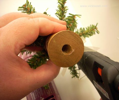 Mini Christmas Trees in a Wood Spool Ideas For Wooden Spools, Wooden Spool Christmas Crafts, Old Spools Repurposed, Quilted Christmas Trees, Wood Spool Ornaments, Spool Crafts Wooden, Wood Thread Spool Ideas, Wooden Thread Spools Crafts, Wood Spool Crafts