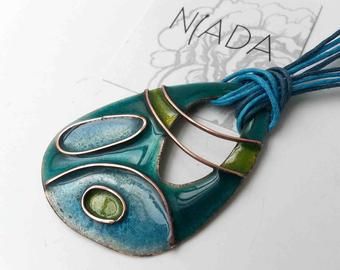 Vitreous enamel jewelry made by hand for you от NiadaJewellery Precious Metal Clay Jewelry, Cloisonne Jewelry, Cloisonne Earrings, Metal Clay Jewelry, Precious Metal Clay, Enamel Necklaces, Polymer Clay Necklace, Necklace Turquoise, Polymer Clay Pendant