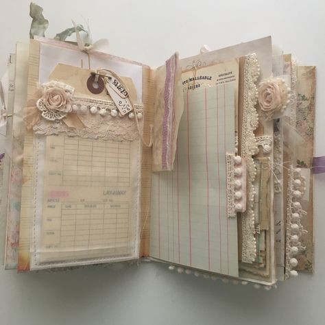 Shabby chic junk journal Travel Journal Ideas Diy, Book Core, Shabby Chic Junk Journal, Travel Journal Ideas, Shabby Chic Journal, Pretty Journals, Fabric Journals, Mini Journal, Vintage Junk