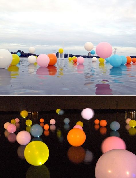 Floating Installation, Lake Art, Balloon Art, Digital Artists, Light Installation, Wonderful Things, Outdoor Art, Sculpture Installation, Bubble Gum