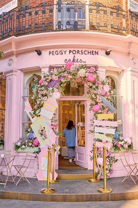 PEGGY PORSCHEN BELGRAVIA, London - Belgravia - Menu, Prices & Restaurant Reviews - Tripadvisor London Peggy Porschen, Peggy Porschen Shop London, London Belgravia, London Photo Ideas, London Walking Tours, Belgravia London, Peggy Porschen, Tour Group, London Restaurant