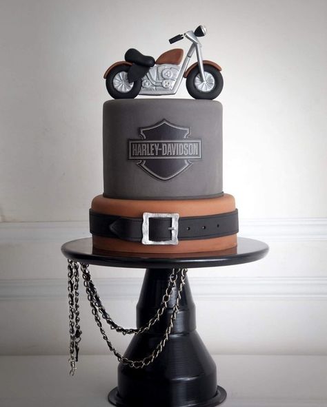 Motorcycle Birthday Cakes, Motorbike Cake, Cake Transport, Harley Davidson Cake, Harley Davidson Birthday, Motorcycle Cake, Interesting Cakes, Bike Cakes, Monkey Cake