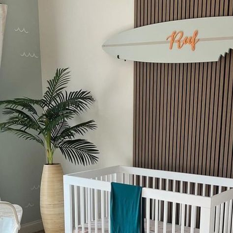 The Little Surfer Dude on Instagram: "Loving the vibes 🤙🏼🌴🌊" Surfer Theme Nursery, Beach Kids Room, Surfer Bedroom, Surfer Nursery, Shark Room, Surf Room Decor, Surf Nursery, Surfer Baby, Surf Room