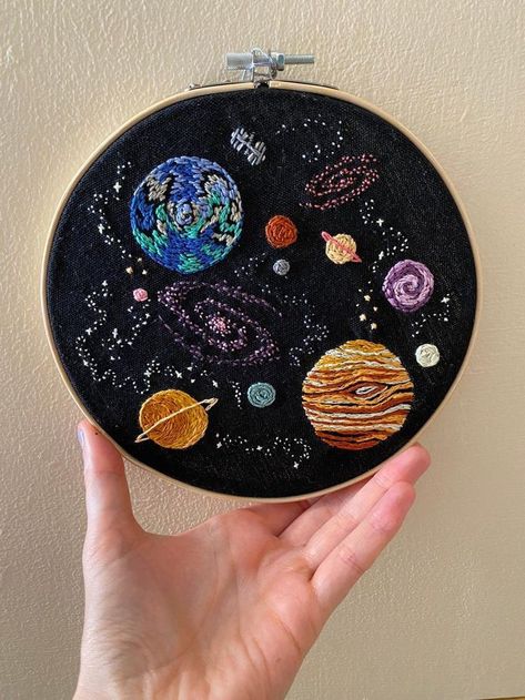 Space Hand Embroidery, Alien Embroidery Ideas, Space Embroidery Pattern Simple, Space Embroidery Designs, Outer Space Embroidery, Black Fabric Embroidery, Astronomy Embroidery, Space Embroidery Pattern, Embroidery Inspiration Simple