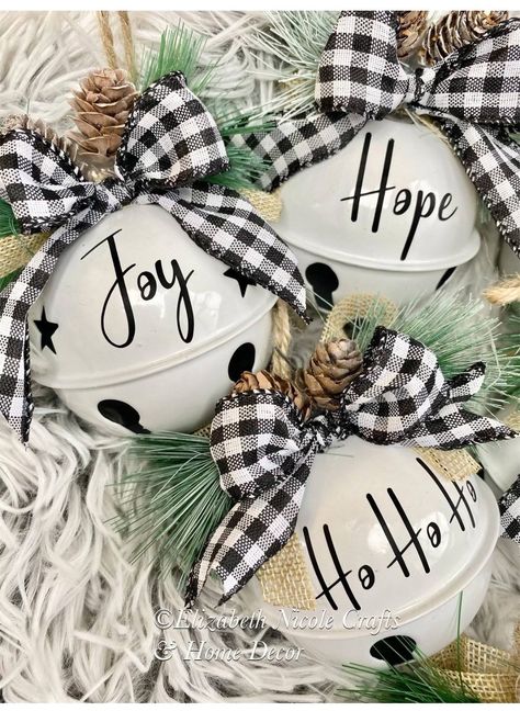 White Christmas Ornaments Diy, Diy White Christmas Ornaments, Easy Diy Farmhouse Christmas Ornaments, Buffalo Check Christmas Ornaments, Diy Farmhouse Christmas Ornaments, Diy Christmas Ornaments To Sell, Black And White Buffalo Plaid Christmas Ornaments Diy, Diy Rustic Christmas Ornaments, Farmhouse Buffalo Plaid Christmas Tree Ornaments