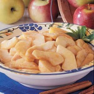 Scalloped Apples Recipe, Scalloped Apples, Easy Microwave Desserts, Sauteed Apples, Fish Steak, Microwave Recipe, Microwave Dessert, Apple Dishes, Easy Cook