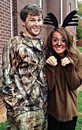 Deer and Hunter lol More Deer And Hunter, Cute Couples Costumes, Funny Couple Costumes, Diy Couples Costumes, Best Couples Costumes, Couple Costumes, Homemade Halloween Costumes, Holloween Costume, Cute Couple Halloween Costumes