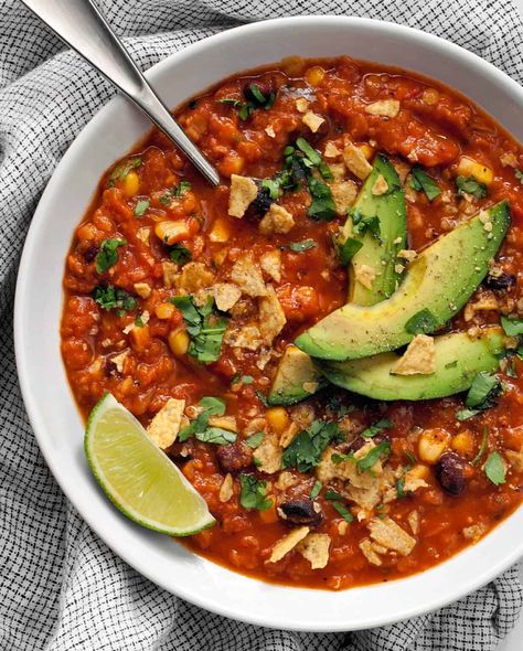 Lentil Tortilla Soup, Best Fall Soup Recipes, Vegetarian Tortilla Soup, Healthy Soup Vegetarian, Carrot And Lentil Soup, Slow Cooker Lentils, Vegan Slow Cooker, Fall Soup, Slow Cooker Vegetarian