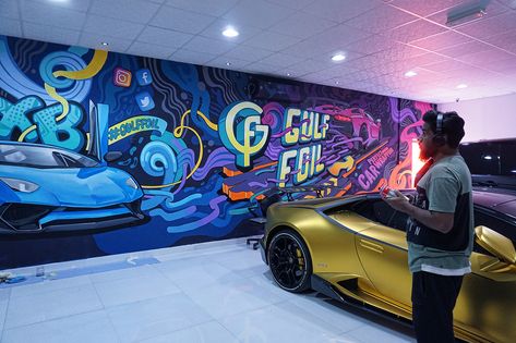 Car Mural Art, Garage Mural Ideas, Vr Installation, Graffiti Garage, Car Mural, Garage Graffiti, Garage Mural, Cars Mural, Car Graffiti