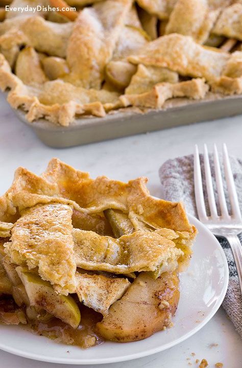 Einkorn Apple Slab Pie Recipe Einkorn Apple Pie, Einkorn Pie Crust Recipe, Apple Slab Pie Recipe, Slab Pie Recipes, Apple Slab Pie, Einkorn Recipes, Einkorn Flour, Slab Pie, Egg Casserole Recipes