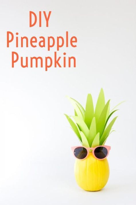 Pineapple Carving Halloween, Pineapple Halloween Costume Diy, Tropical Pumpkin Carving Ideas, Diy Pineapple Costume, Pineapple Pumpkin, Pineapple Halloween, Pumpkin For Halloween, Diy Pineapple, Creative Pumpkin Decorating