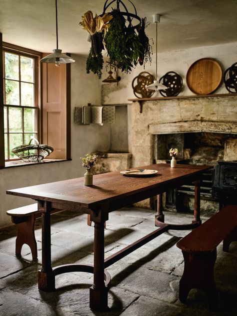 Home Decor Ideas Vintage, Georgian Kitchen, Scottish Cottages, Table For Dining Room, 18th Century House, Refectory Table, Mews House, Virginia Usa, Georgian Homes