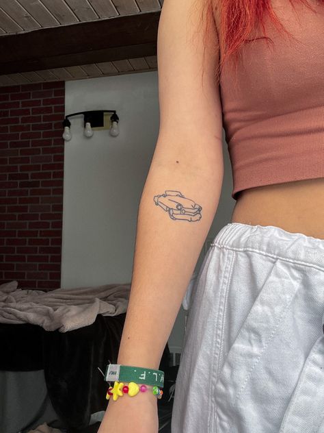 Girl with a vintage car fine line tattoo Tattoo Line, Car Tattoos, Fine Line Tattoos, Line Tattoos, Girl Tattoos, Vintage Cars, Tatting, Tattoos, Tattoo Girls