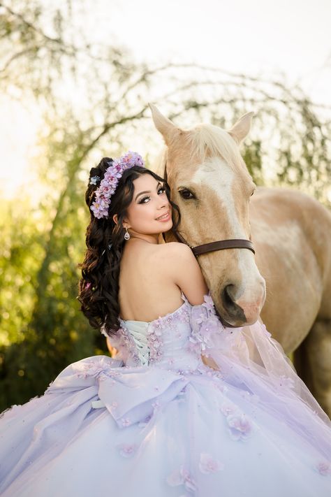 Beautiful quinceanera with horse for West12 Ranch pre-event session captured by wedding and portrait photographer based in Sacramento CA Quinceanera Horse, Quinceanera Picture Ideas, Quinceanera Court Pictures, Quinceanera With Horse, Quinceanera Entrance, 15 Pictures Ideas With Horses, Quince Photoshoot Ideas With Horse, Quinceanera On Horse, Quince Horse Photoshoot