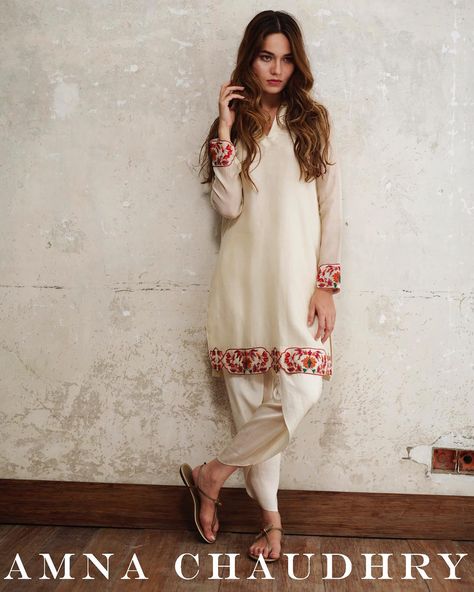 Threads For Embroidery, Shirt Kurti, Pakistani Kurti, White Dupatta, Tulip Pants, Pakistani Formal Dresses, Indian Designer Suits, Pakistani Fashion Casual, Casual Indian Fashion