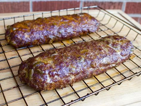 Smoked Pepperoni, Smoked Fatty, Fatty Recipes, Traeger Smoker Recipes, Kamado Joe Recipes, Smoked Pizza, Roaster Oven Recipes, Wood Pellet Grill Recipes, Bbq Menu