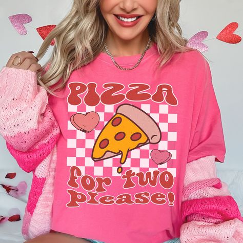 Pizza For Two, Valentines Day Pregnancy Announcement, Funny Valentines Day, Pregnancy Announcement Shirt, Funny Valentines, Maternity Photoshoot, Cute Sweatshirts, Funny Valentine, Star Shirt