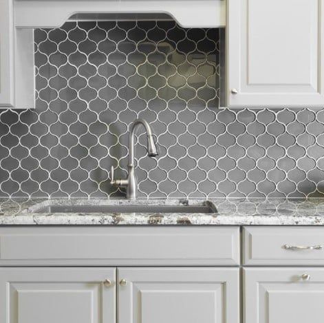 White-on-White Kitchens with a Touch of Backsplash - Arizona Tile Glass Kitchen Backsplash, Arizona Tile, Brick Look Tile, Mosaic Tile Designs, Tile Countertops, White Backsplash, Glass Installation, Wall Exterior, All White Kitchen